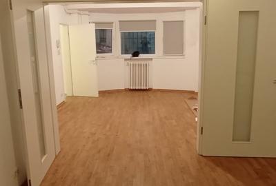 Apartament cu 3 camere semidecomandat în Ultracentral - 1