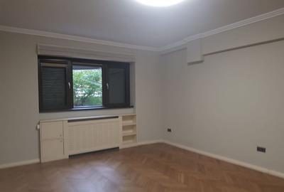 Garsonieră decomandată în Primăverii - 8