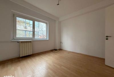 Apartament cu 3 camere decomandat în Tei - 5