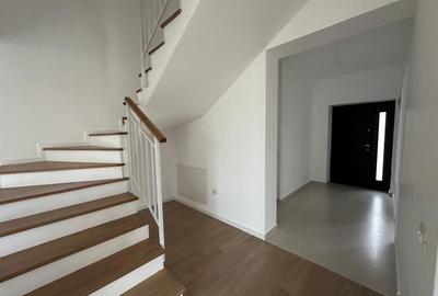 Duplex cu 4 camere cu Canalizare în Nord - 6