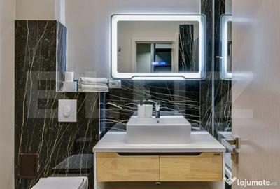 Apartament cu 3 camere semidecomandat în Central