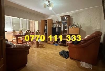Apartament cu 3 camere în Buzaului