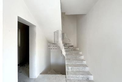 Duplex cu 5 camere cu Canalizare în Câmpului - 16