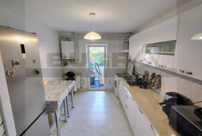 Apartament cu 3 camere decomandat în Gheorgheni