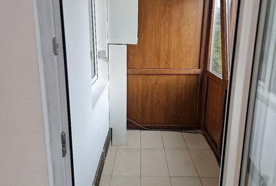 Apartament cu 2 camere decomandat în Soarelui