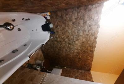 Casă cu 3 camere cu Teren 580 Mp în Central - 9