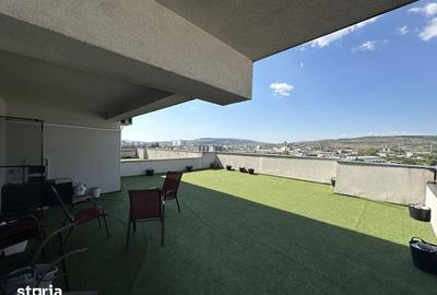 Apartament cu 4 camere semidecomandat în Între Lacuri