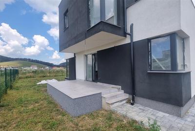 Casă individuală cu 5 camere cu Teren 500 Mp în Sânpetru - 1