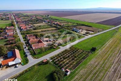Teren de 1191 mp, în Racovița - 3