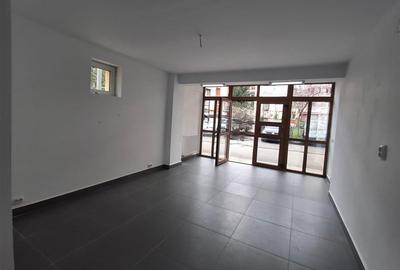 Spațiu comercial, de 22 mp, în Hipodrom 1