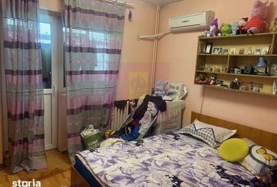 Apartament cu 3 camere decomandat în Pantelimon