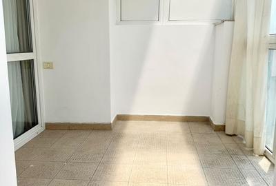 Apartament cu 4 camere în Centrul Civic