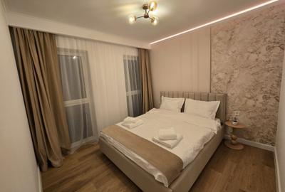 Apartament cu 2 camere decomandat în Gară
