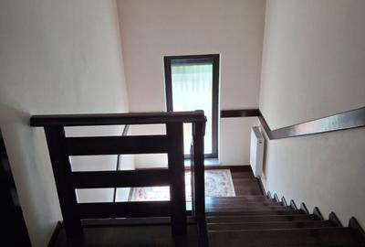 Casă individuală cu 5 camere cu Teren 1800 Mp în Central - 11