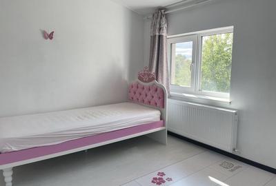 Casă cu 4 camere cu Teren 750 Mp în Central