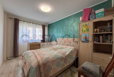 Apartament cu 2 camere semidecomandat, mobilat în Iris