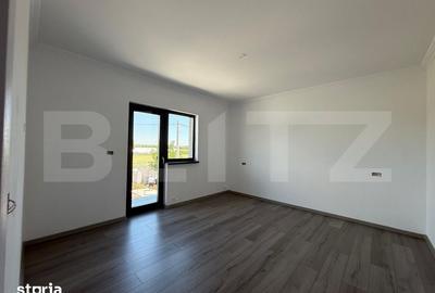 Casă cu 5 camere cu Teren 410 Mp în Malu Mare - 2