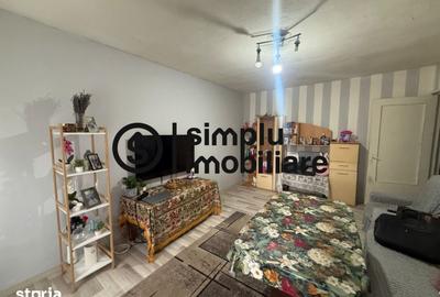 Apartament cu 2 camere decomandat în 1 Mai - 2