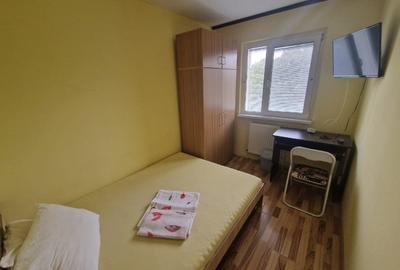 Apartament cu 3 camere semidecomandat în Tomis Nord