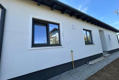 Casă cu 3 camere cu Teren 360 Mp în Șag