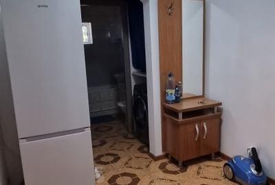 Apartament cu 2 camere decomandat în Micro 20 - 2