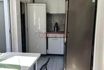 Casă cu 4 camere cu Teren 120 Mp în Apărătorii Patriei