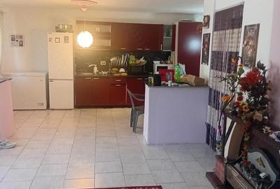 Casă cu 2 camere cu Teren 450 Mp în Central - 4