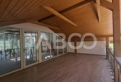 Casă individuală cu 10 camere cu Canalizare în Slimnic - 7