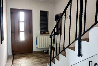 Casă cu 4 camere cu Canalizare în Gilău - 2