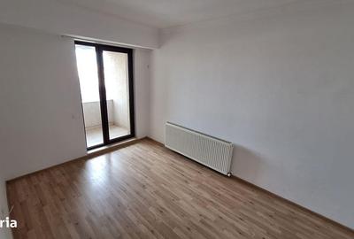 Apartament cu 3 camere decomandat în Central - 1