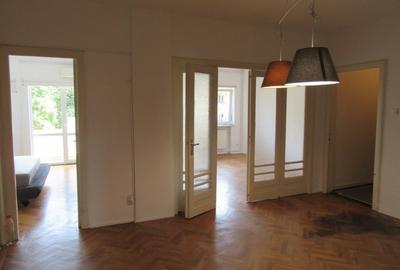 Apartament cu 3 camere semidecomandat, mobilat în Calea Victoriei - 2