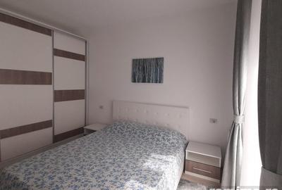 Apartament cu 3 camere semidecomandat în Lipovei