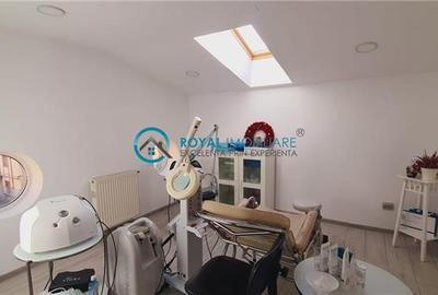 Spațiu comercial, de 300 mp, în Central - 11