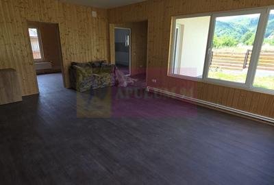 Casă individuală cu 4 camere cu Canalizare în Brebu - 5