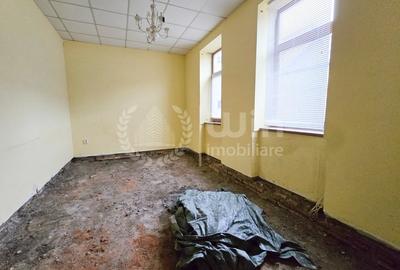 Casă individuală cu 2 camere cu Canalizare în Central - 3