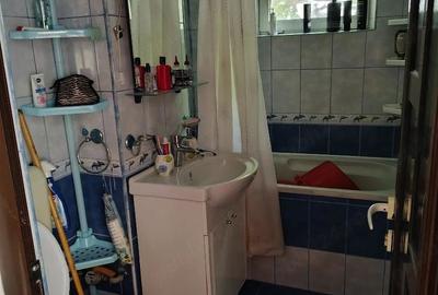 Apartament cu 3 camere semidecomandat în Micro 3 - 7
