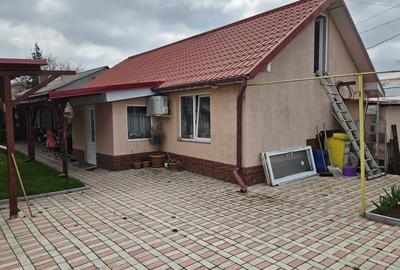 Casă individuală cu 3 camere cu Canalizare în Agigea - 9