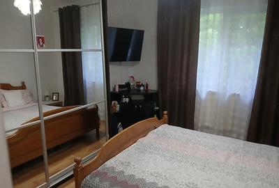 Apartament cu 3 camere semidecomandat în Donici - 2