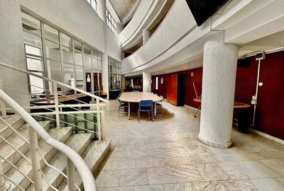 Spațiu comercial, de 70 mp, în Centrul Civic