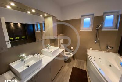 Casă cu 5 camere cu Teren 220 Mp în Iris