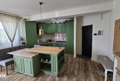 Apartament cu 2 camere decomandat în Central