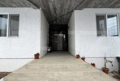 Casă cu 1 camere cu Teren 432 Mp în Podari - 1