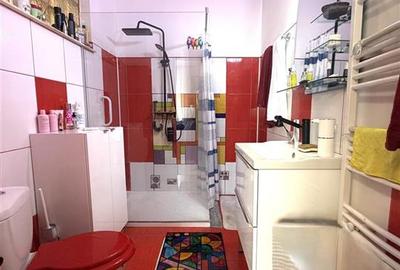 Casă cu 3 camere cu Teren 394.26998901367 Mp în Central - 2