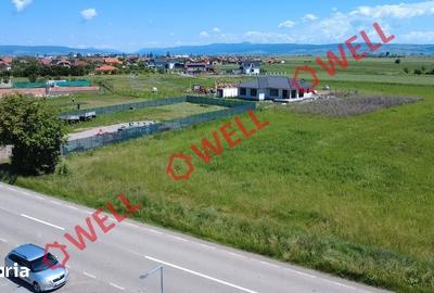 Teren de 1012 mp, în Central - 4