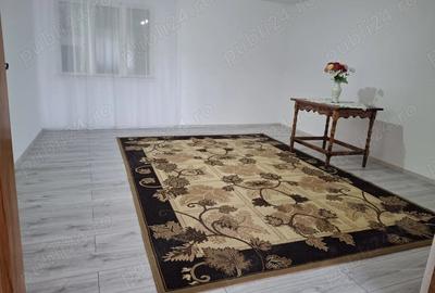 Casă cu 6 camere cu Teren 1200 Mp în Central