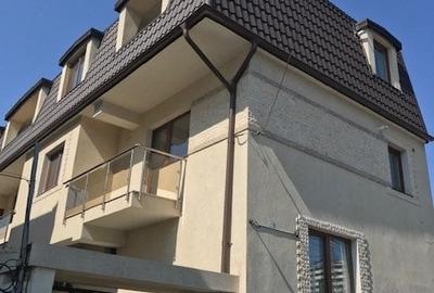 Garsonieră decomandată în 1 Mai
