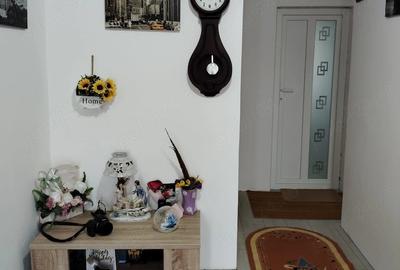 Casă cu Teren 13000 Mp în Central
