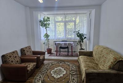 Apartament cu 2 camere semidecomandat în Țiglina 1
