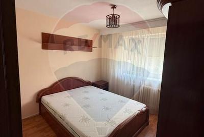 Apartament cu 3 camere decomandat, mobilat în Central - 9