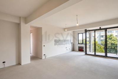 Apartament cu 3 camere semidecomandat în Ștefan cel Mare